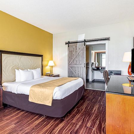 Quality Inn Boca Raton University Area Room photo