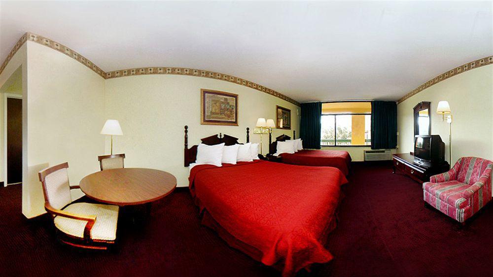 Quality Inn Boca Raton University Area Exterior photo