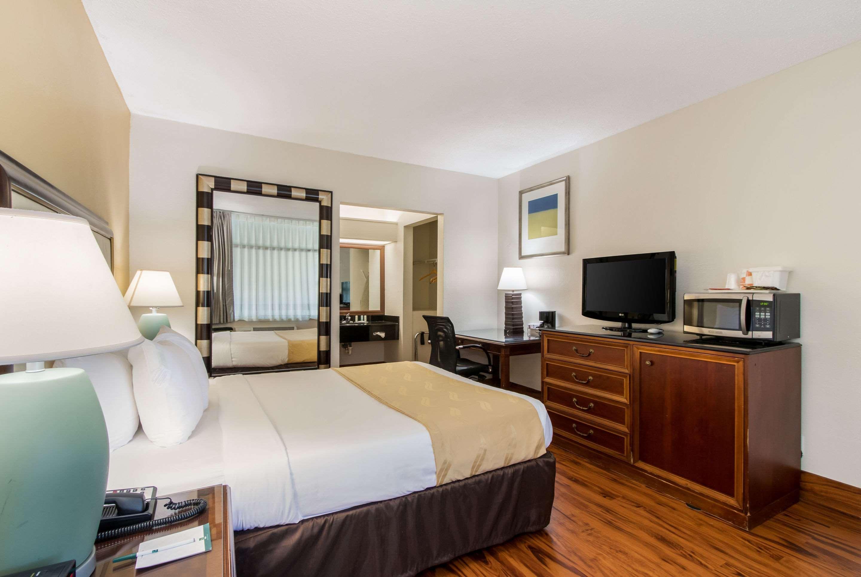 Quality Inn Boca Raton University Area Exterior photo