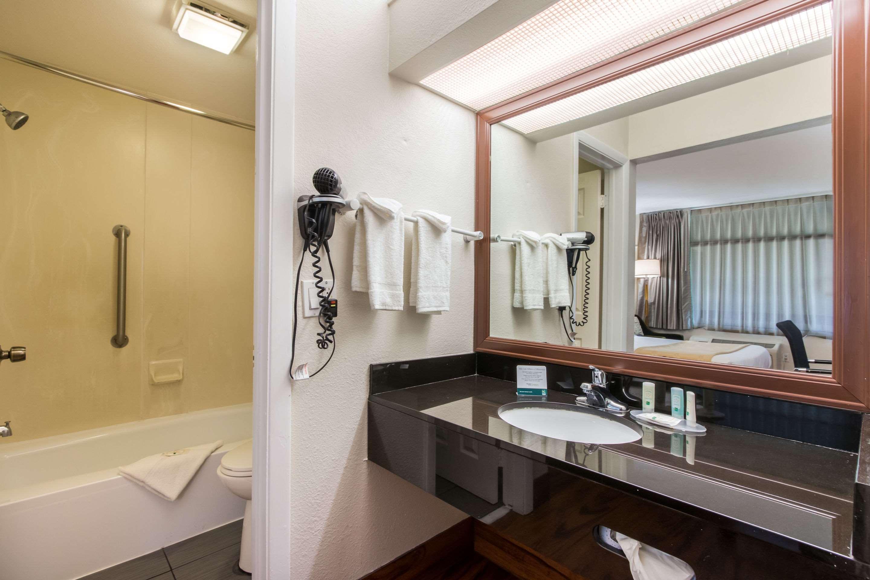 Quality Inn Boca Raton University Area Exterior photo