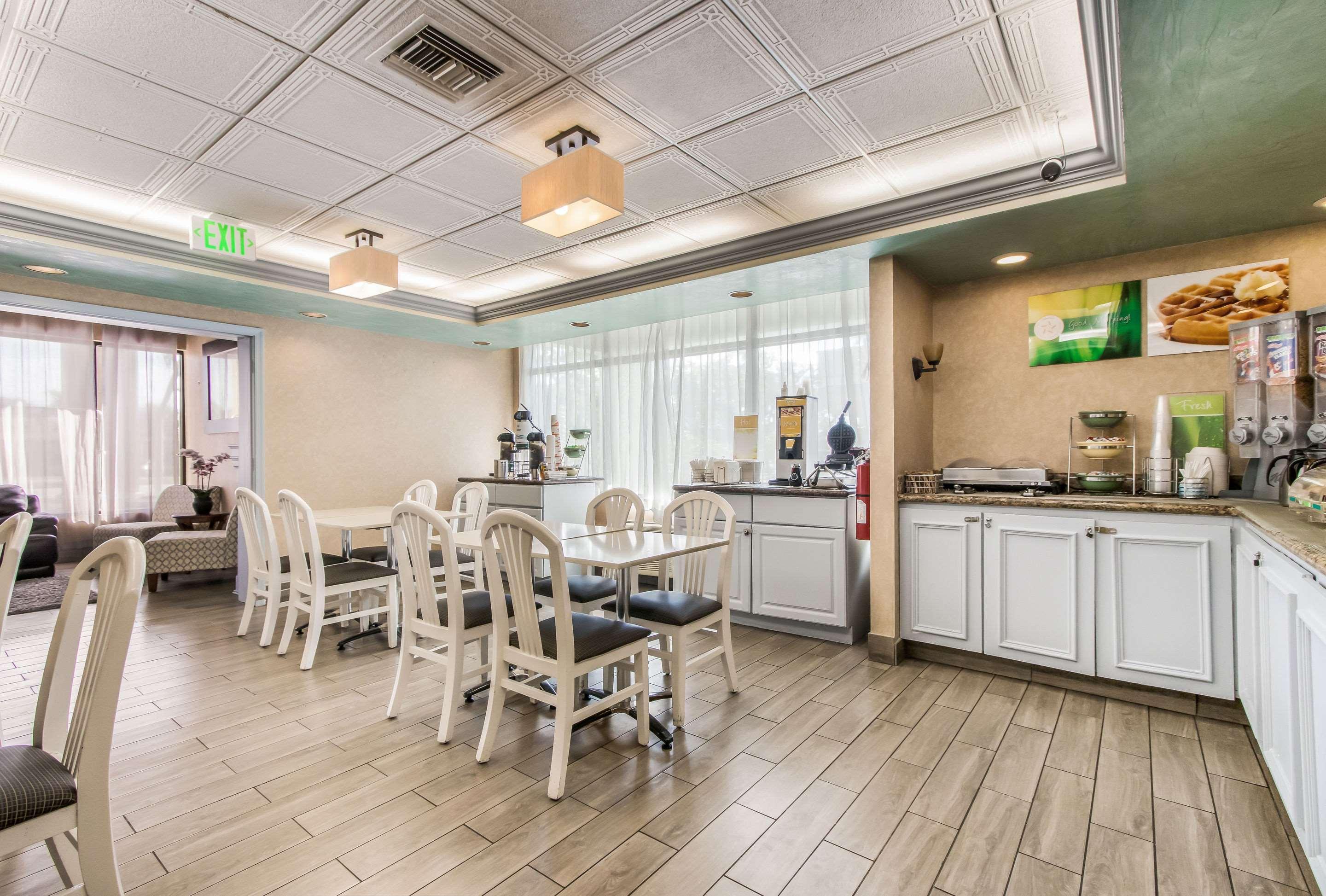 Quality Inn Boca Raton University Area Exterior photo