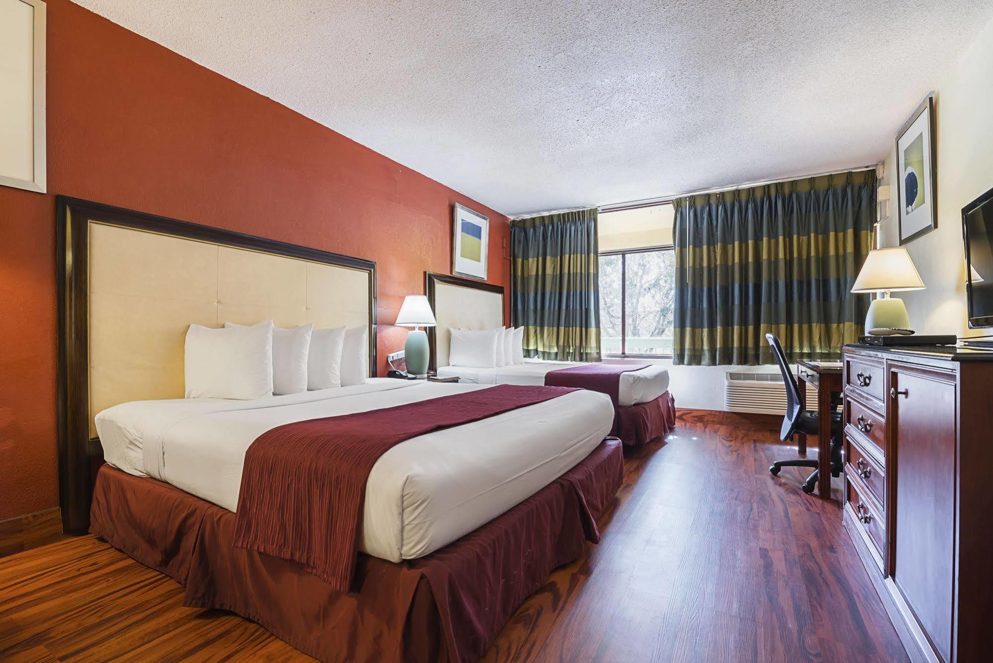 Quality Inn Boca Raton University Area Exterior photo
